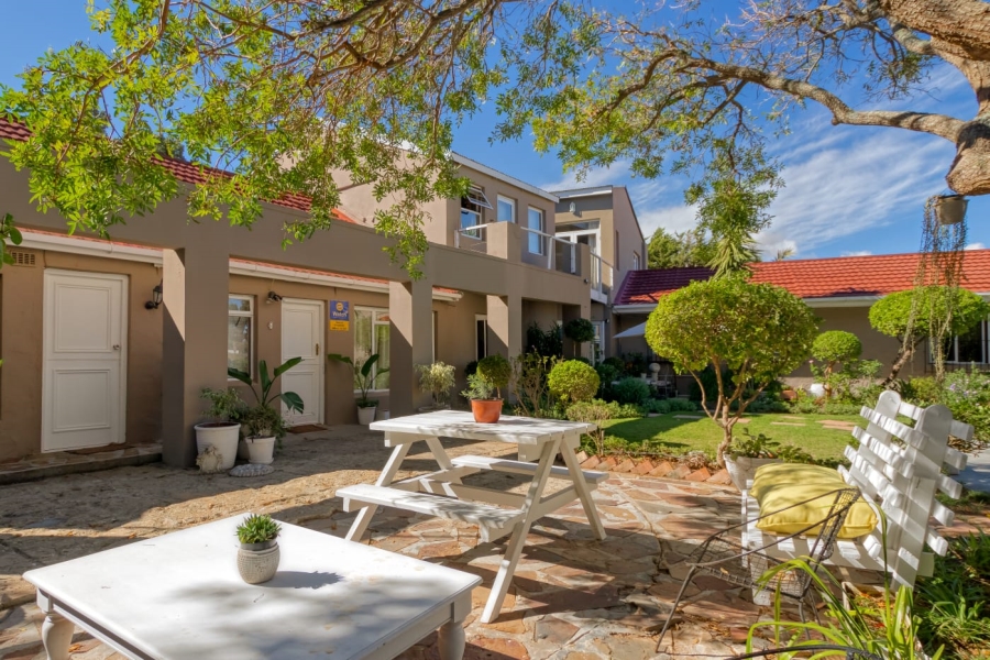 10 Bedroom Property for Sale in Montclair Western Cape